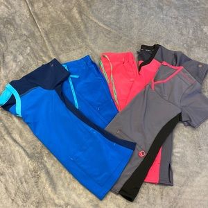 Bundle of  5 Carhartt Scrub pieces.